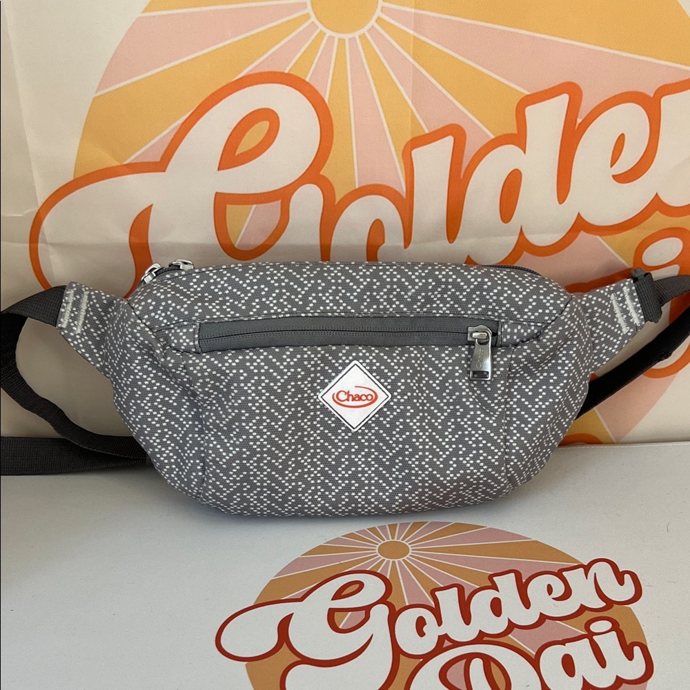 Chaco Gray Fanny Pack - hiking bag